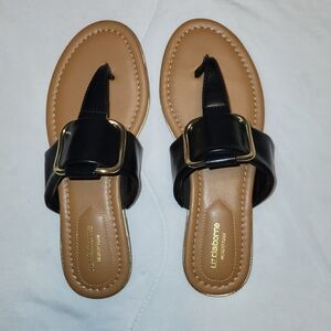 Liz Claiborne Womens sandals